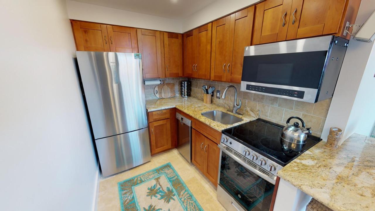 Stunning Sunsets And Oceanview'S At Paki Maui Appartement Lahaina Buitenkant foto